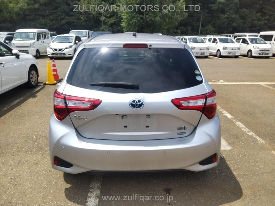 TOYOTA VITZ 2019 Image 3