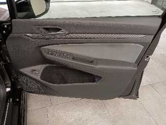 VOLKSWAGEN GOLF VARIANT 2022 Image 22