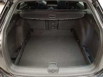 VOLKSWAGEN GOLF VARIANT 2022 Image 26