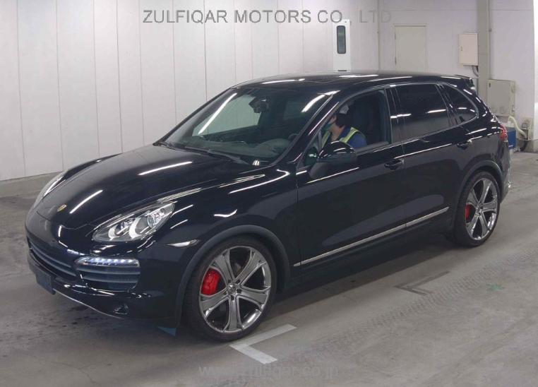 PORSCHE CAYENNE 2011 Image 3