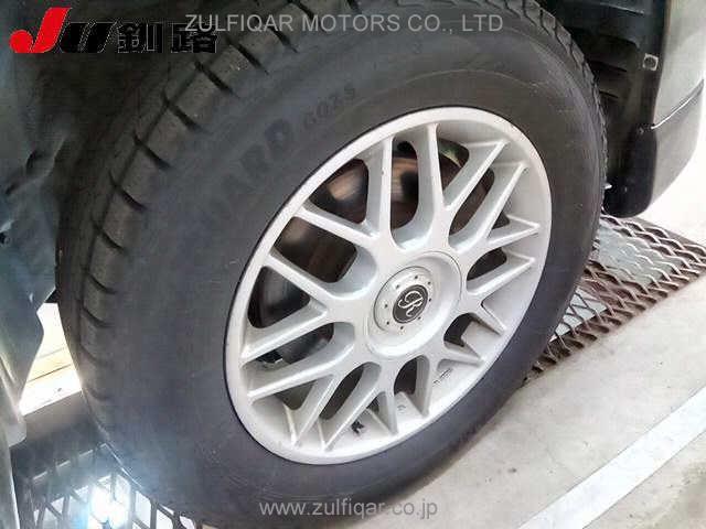 TOYOTA HARRIER 2005 Image 7