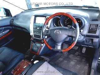 TOYOTA HARRIER 2004 Image 3