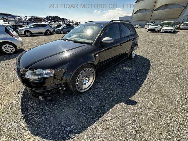 AUDI RS4 2007 Image 10