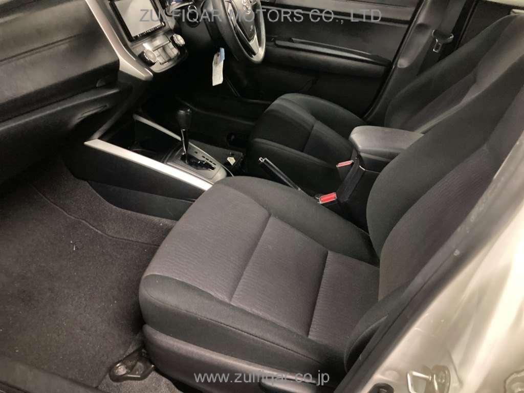 TOYOTA COROLLA FIELDER 2019 Image 11