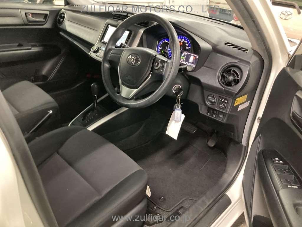 TOYOTA COROLLA FIELDER 2019 Image 5