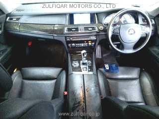 BMW 7 SERIES 2012 Image 3