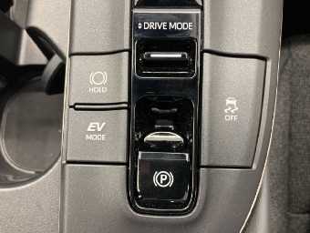 TOYOTA CROWN CROSSOVER 2022 Image 13