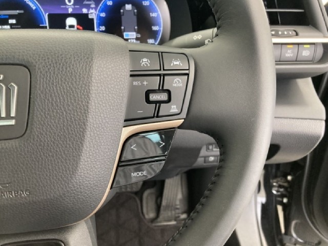 TOYOTA CROWN CROSSOVER 2022 Image 31