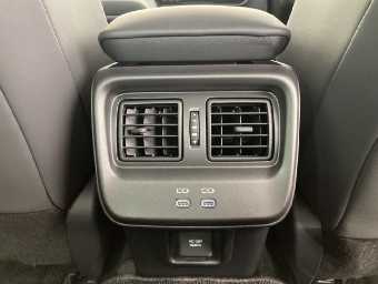 TOYOTA CROWN CROSSOVER 2022 Image 27