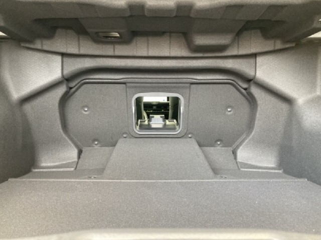 TOYOTA CROWN CROSSOVER 2022 Image 36