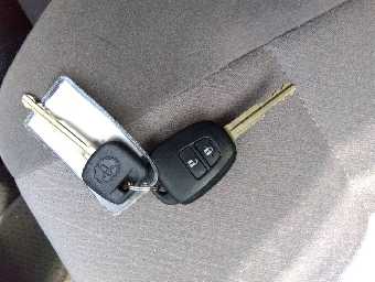 TOYOTA COROLLA AXIO 2015 Image 10