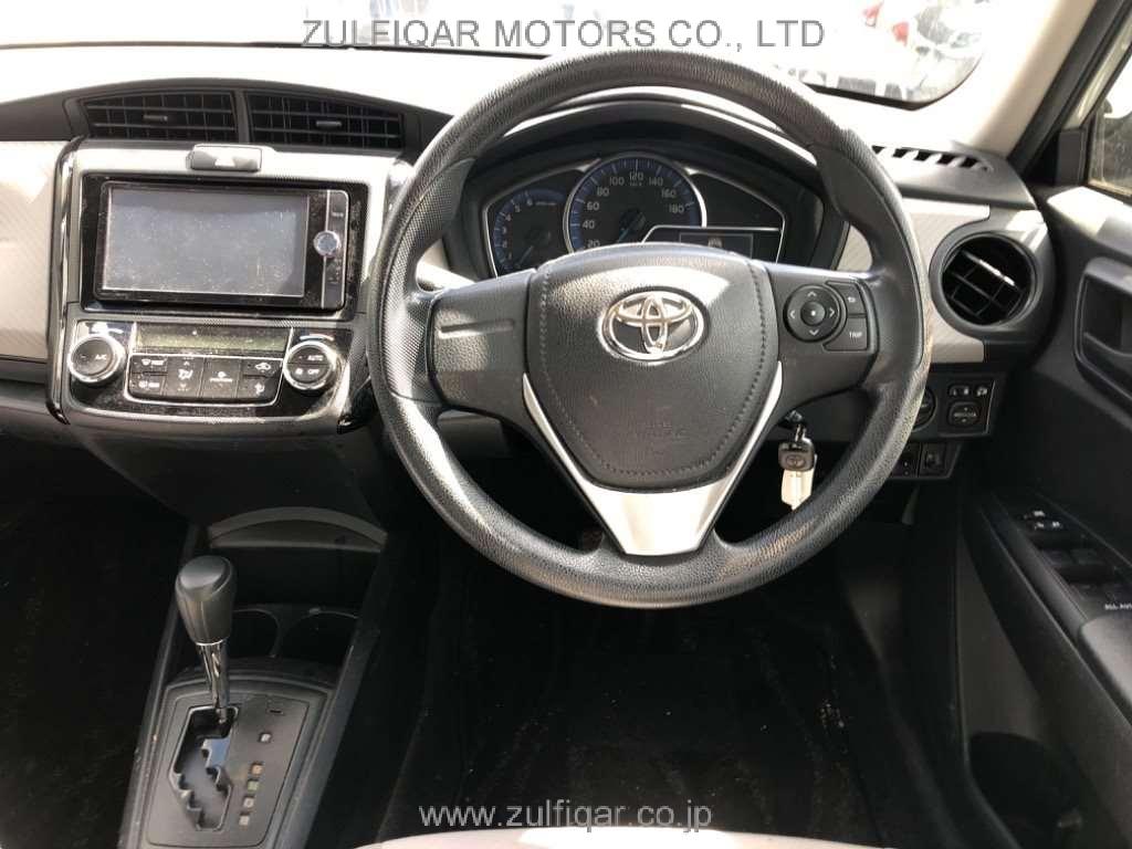 TOYOTA COROLLA AXIO 2014 Image 6