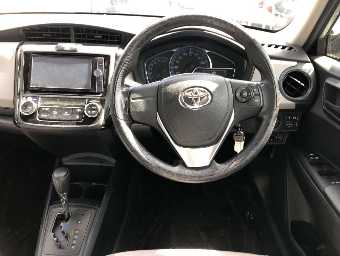 TOYOTA COROLLA AXIO 2014 Image 6