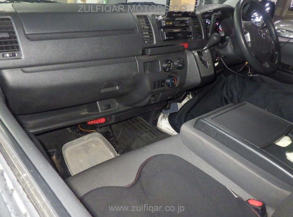 TOYOTA HIACE 2018 Image 6