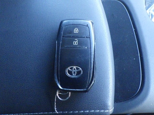 TOYOTA HARRIER 2021 Image 27