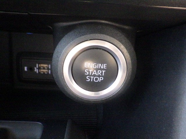 TOYOTA HARRIER 2021 Image 28