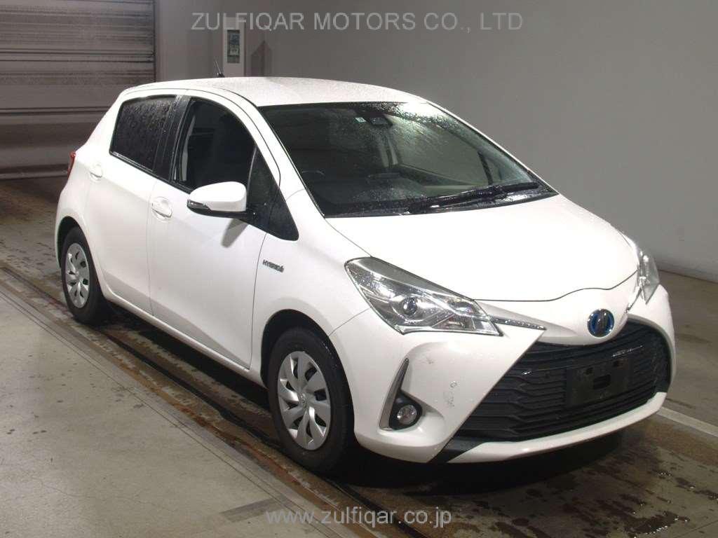 TOYOTA VITZ 2019 Image 3