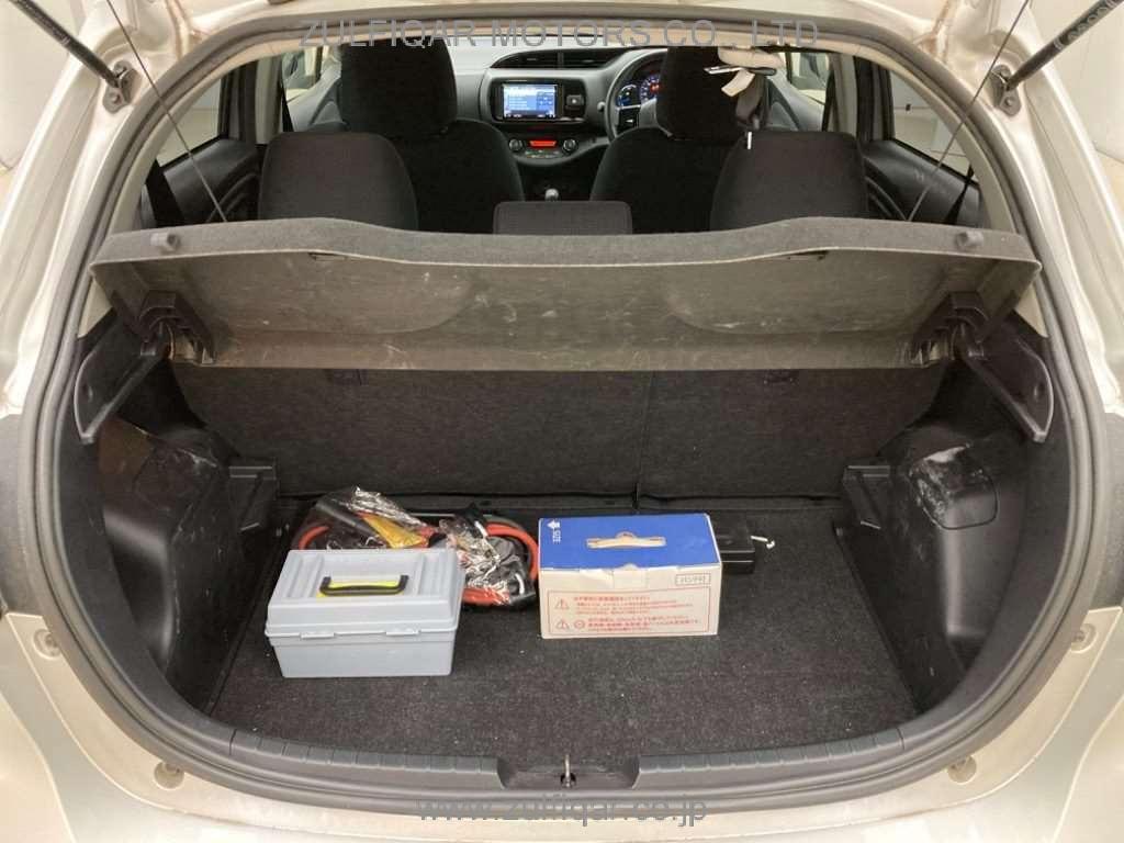 TOYOTA VITZ 2019 Image 9