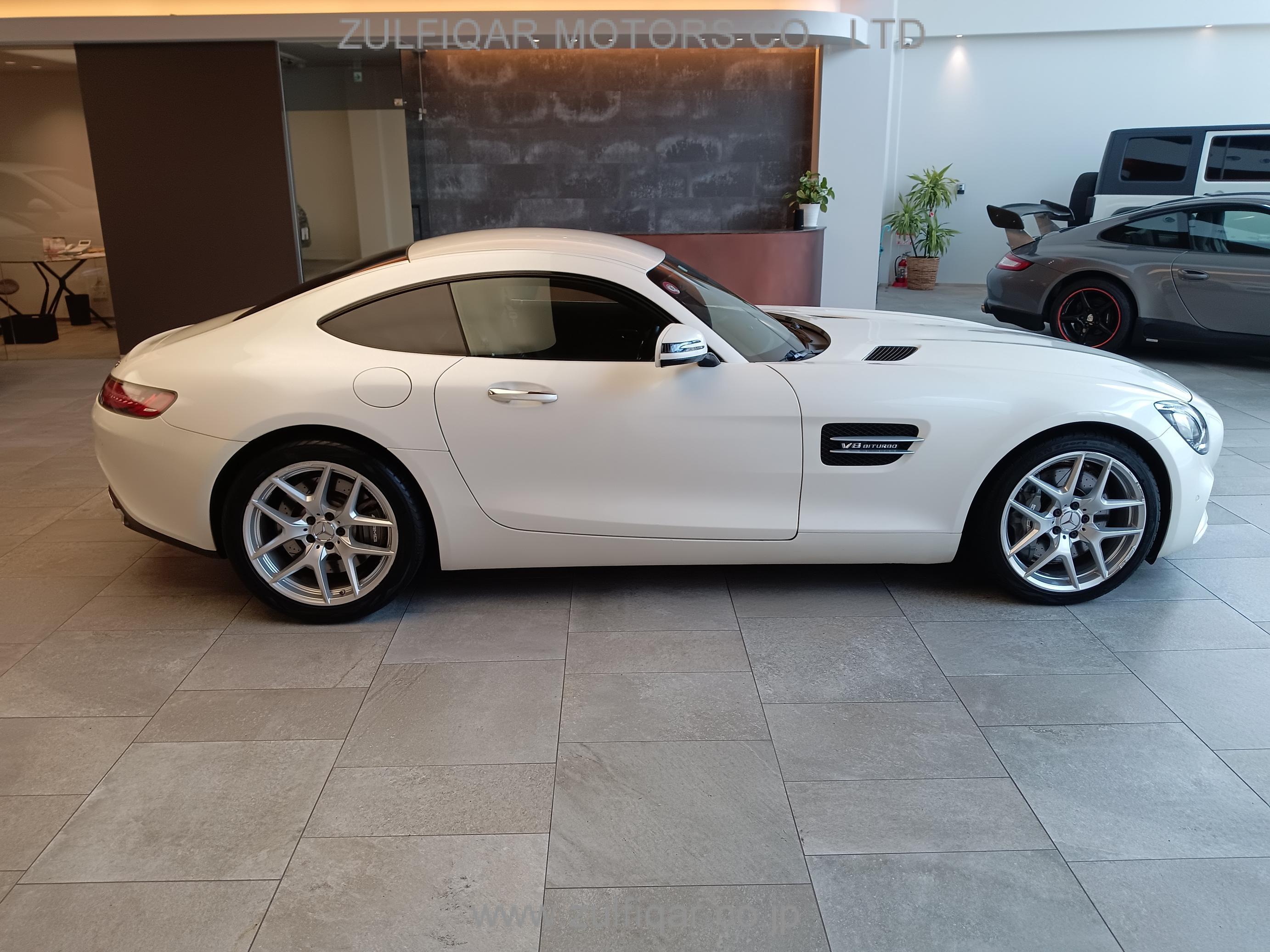 MERCEDES AMG GT 2015 Image 4