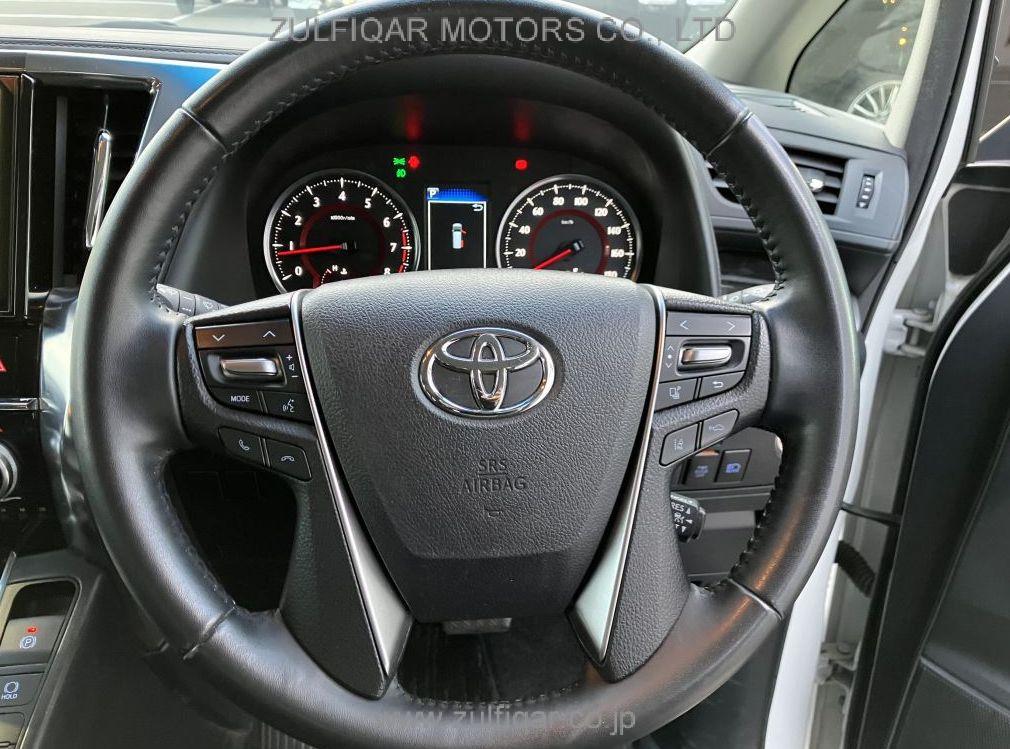 TOYOTA VELLFIRE 2019 Image 19