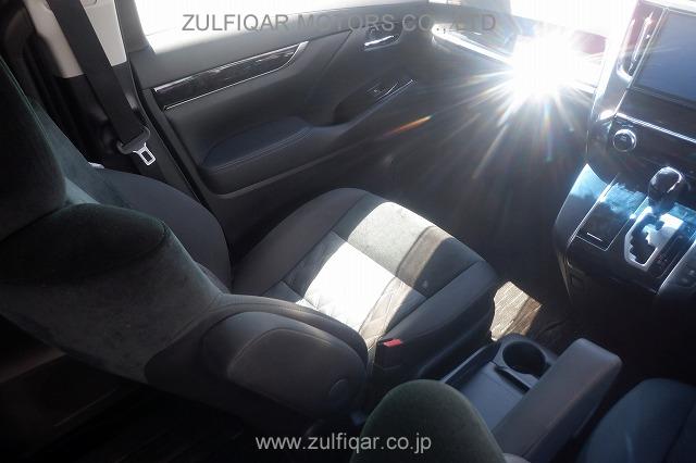 TOYOTA VELLFIRE 2019 Image 27