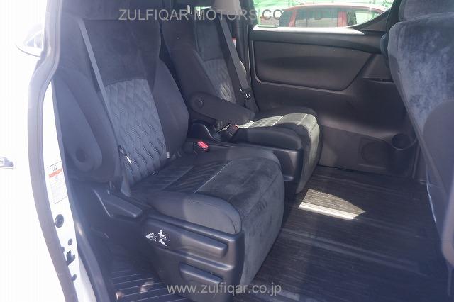 TOYOTA VELLFIRE 2019 Image 28