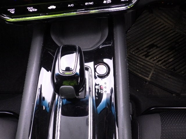 HONDA VEZEL 2019 Image 32