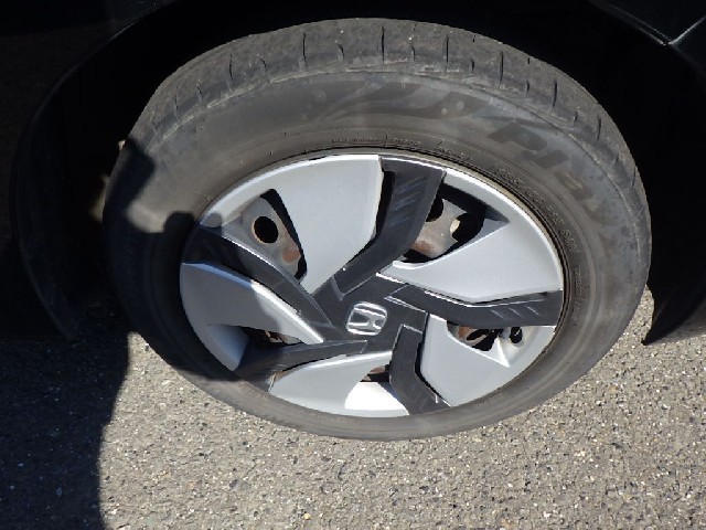 HONDA FIT HYBRID 2014 Image 19