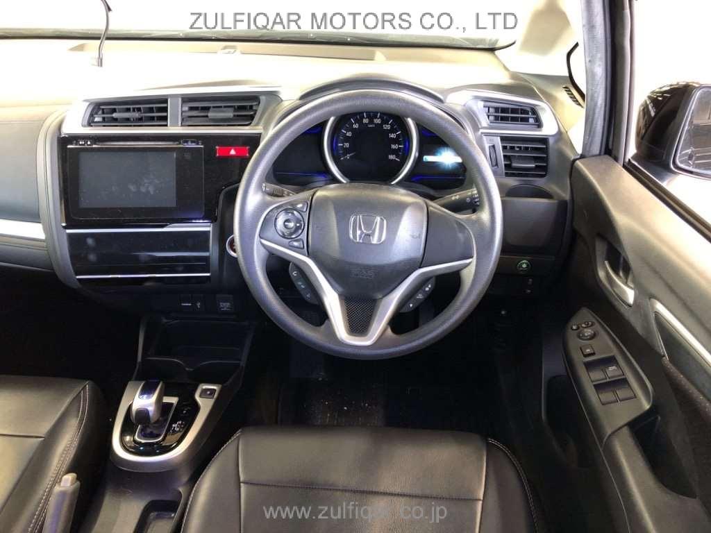 HONDA FIT HYBRID 2014 Image 6