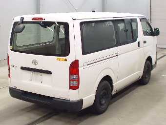TOYOTA HIACE 2013 Image 2