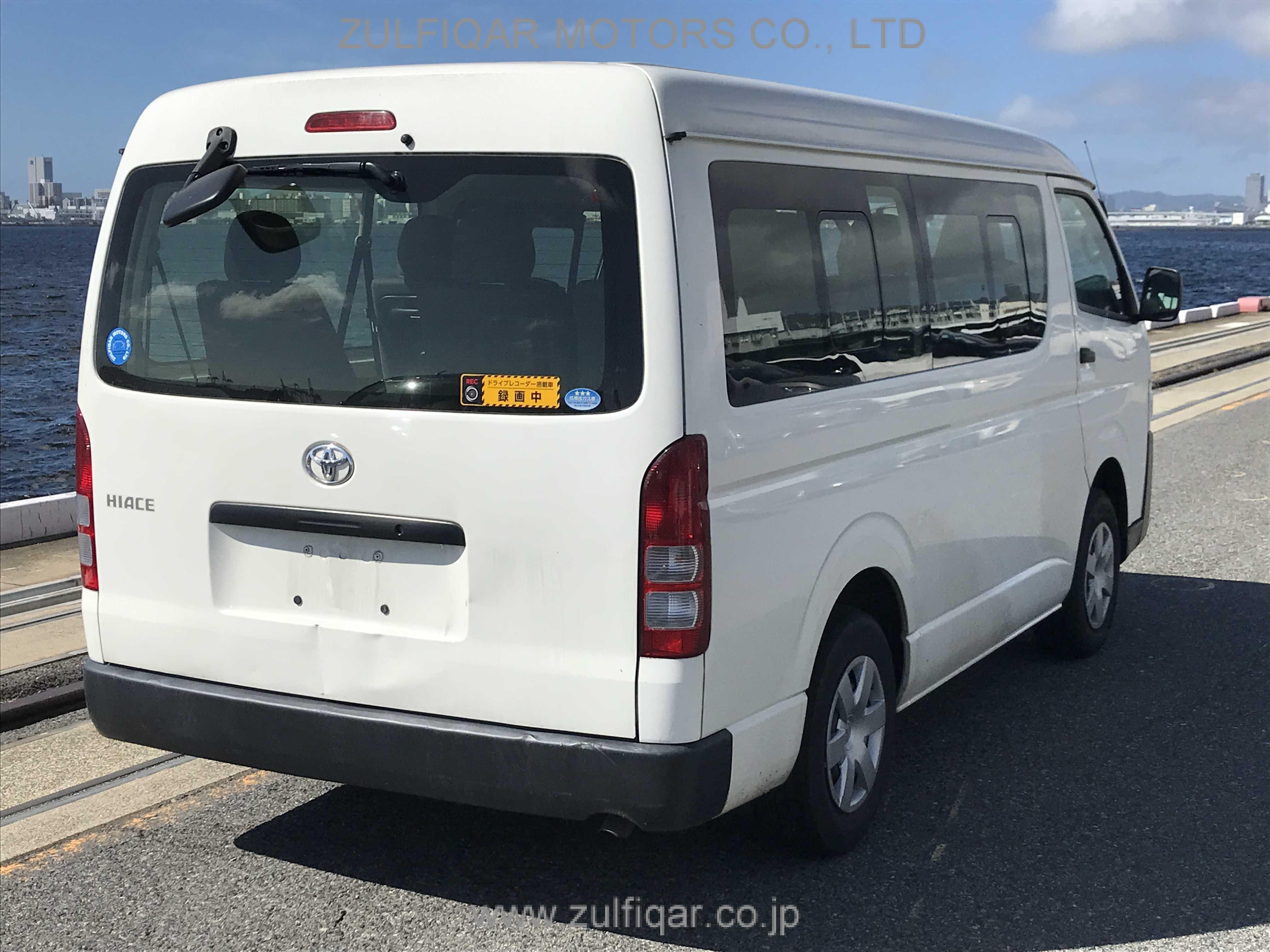 TOYOTA HIACE WAGON 2017 Image 10