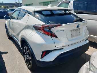 TOYOTA C-HR 2017 Image 11