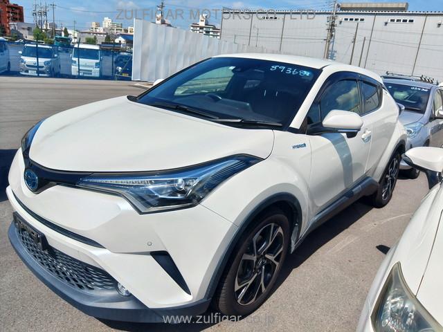 TOYOTA C-HR 2017 Image 29