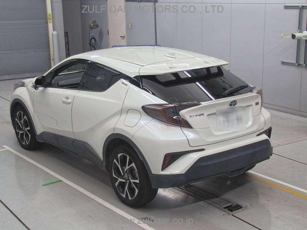 TOYOTA C-HR 2017 Image 6