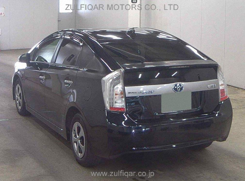 TOYOTA PRIUS PHV 2013 Image 2