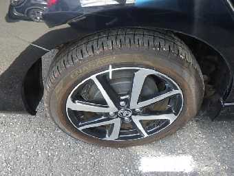 TOYOTA COROLLA AXIO 2018 Image 14