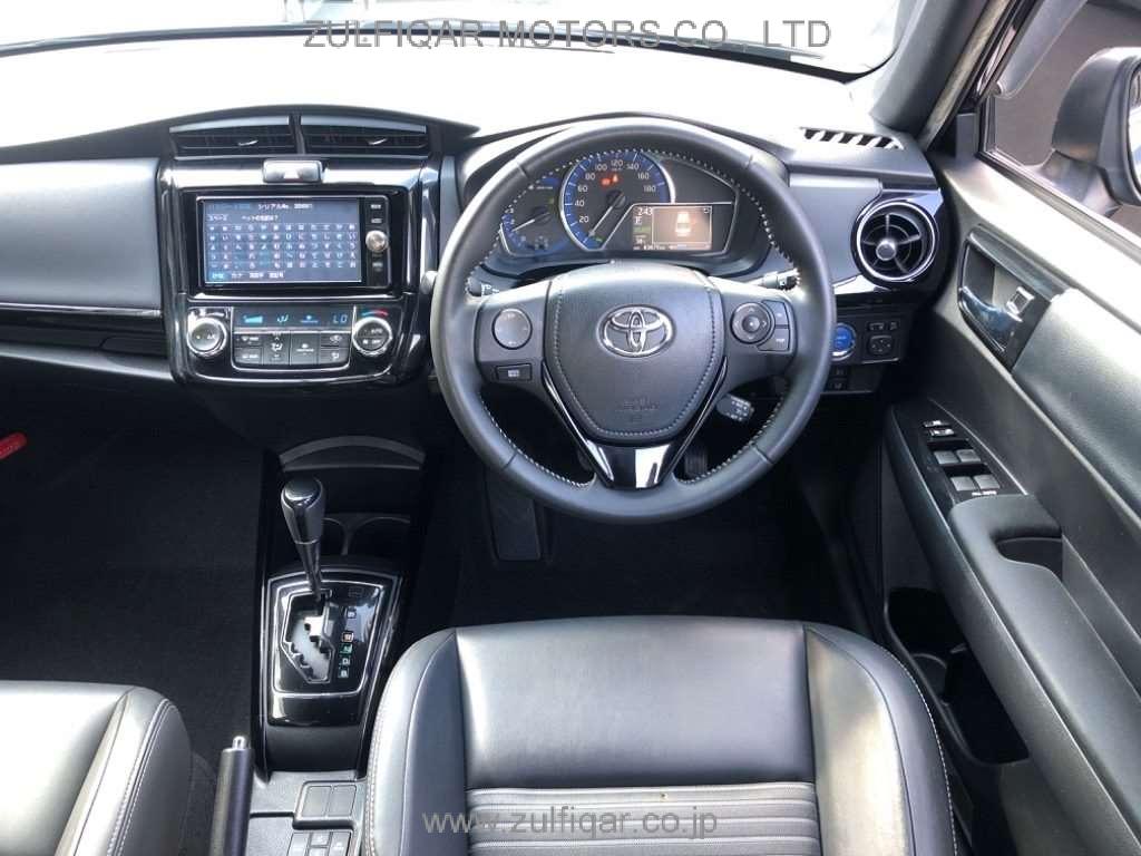 TOYOTA COROLLA AXIO 2018 Image 6