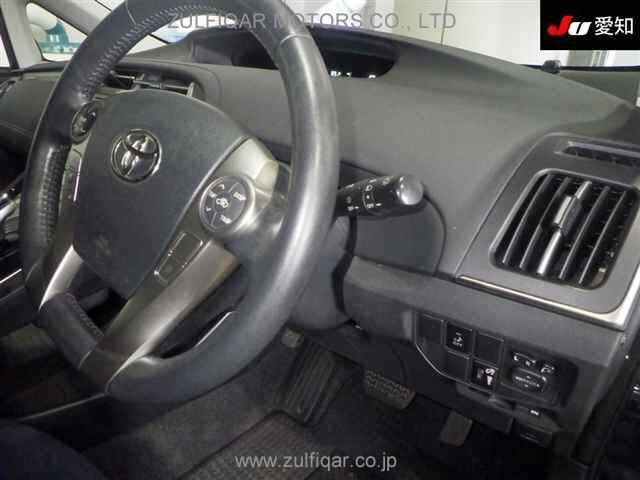 TOYOTA PRIUS PHV 2013 Image 5