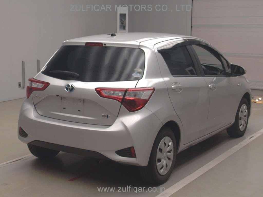 TOYOTA VITZ 2019 Image 2