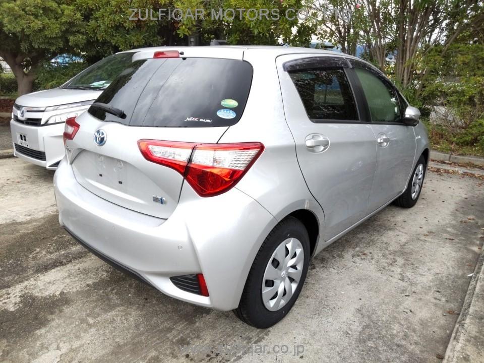 TOYOTA VITZ 2019 Image 2