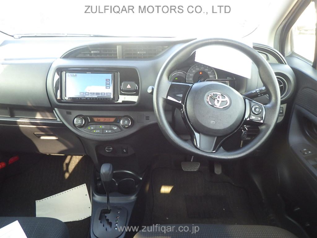 TOYOTA VITZ 2019 Image 24