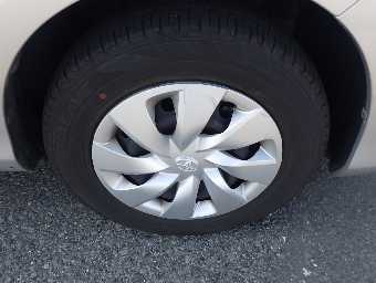 TOYOTA VITZ 2019 Image 5