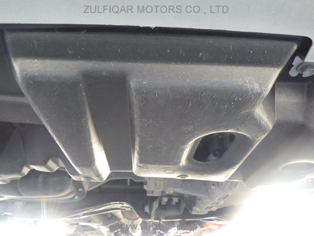 TOYOTA VITZ 2019 Image 27