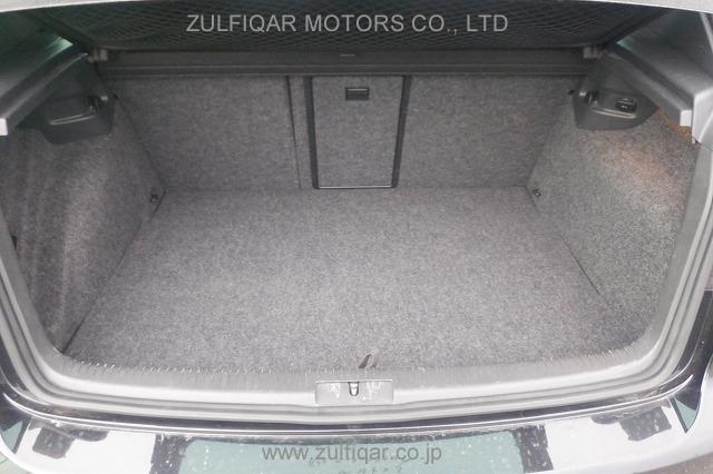 VOLKSWAGEN GOLF 2010 Image 23