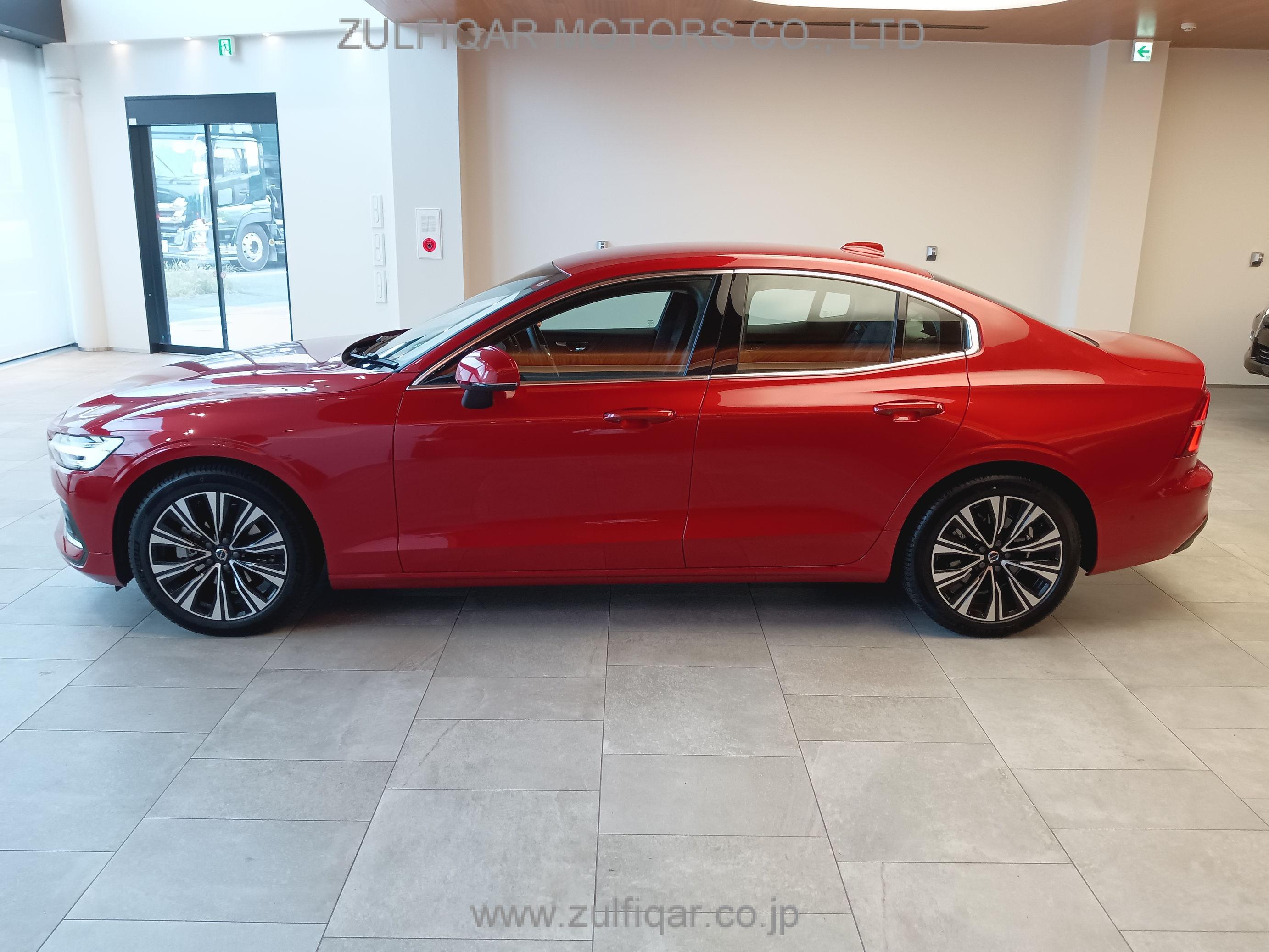 VOLVO S60 2023 Image 12