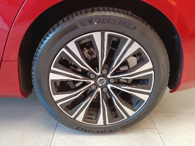 VOLVO S60 2023 Image 20