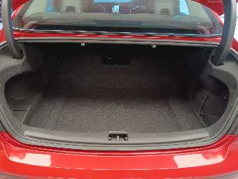 VOLVO S60 2023 Image 35