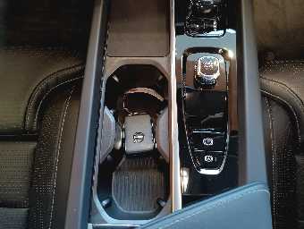 VOLVO S60 2023 Image 45