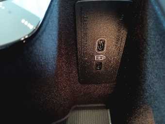 VOLVO S60 2023 Image 46
