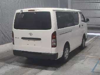 TOYOTA HIACE 2018 Image 2